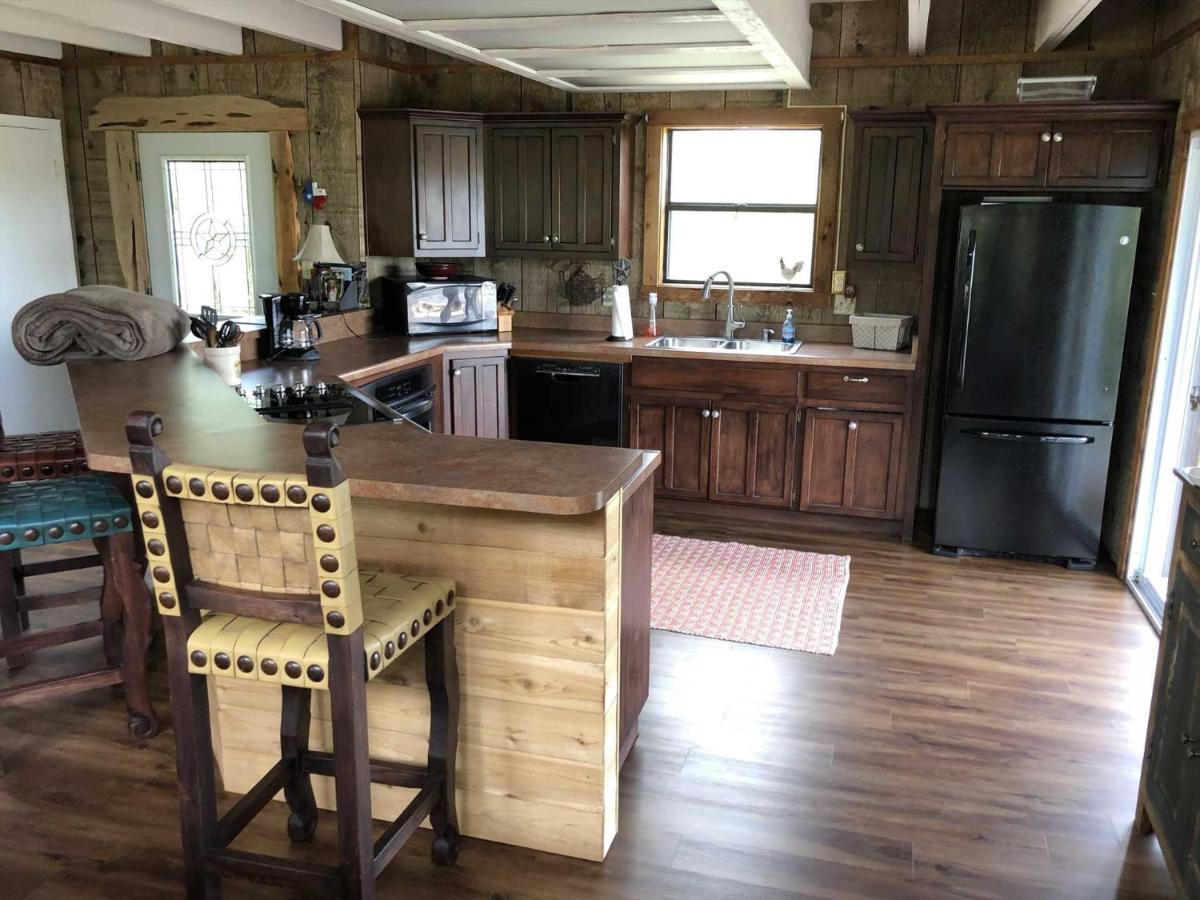 Rockin' B Ranch Bluff House Hotel Pipe Creek Екстериор снимка